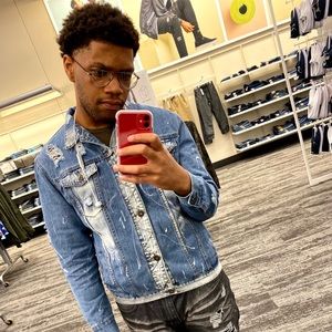 Meet your Posher, Jonathan